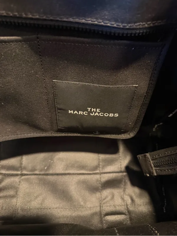 Marc Jacobs The Canvas Large Tote Bag GUC - Image 8