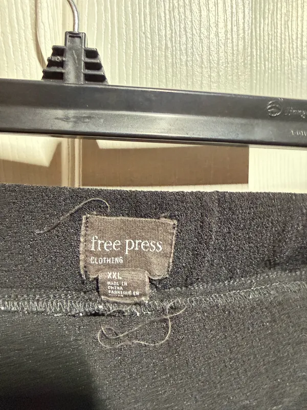 Free People Black Free Press Pants Elastic Waist - Image 2
