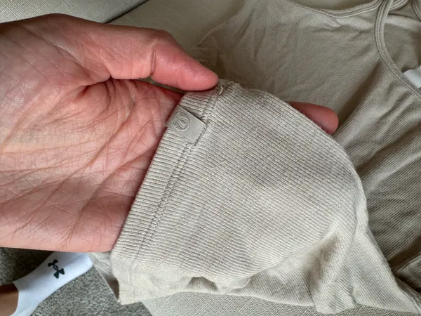Lululemon ribbed tank top - Image 3