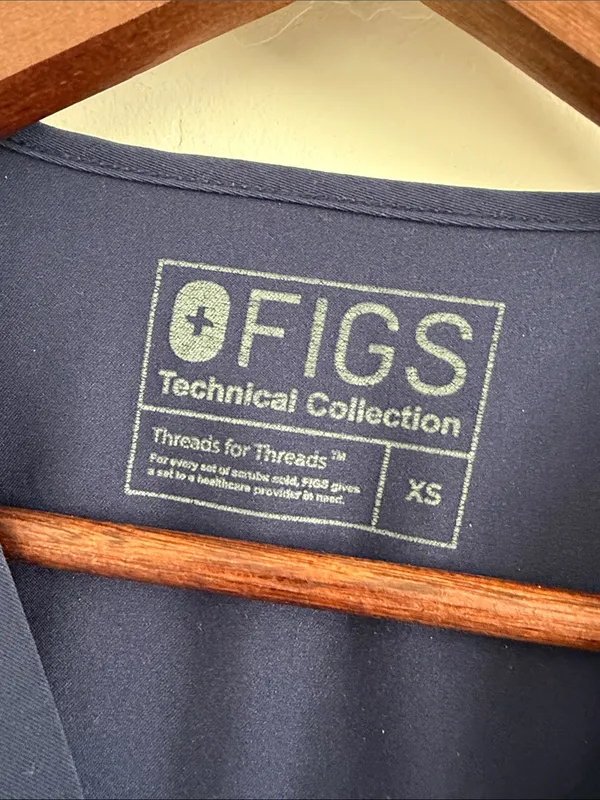 FIGS Slim Fit Scrub Top XS Navy Blue Casma Three Pocket Technical Collection - Image 3