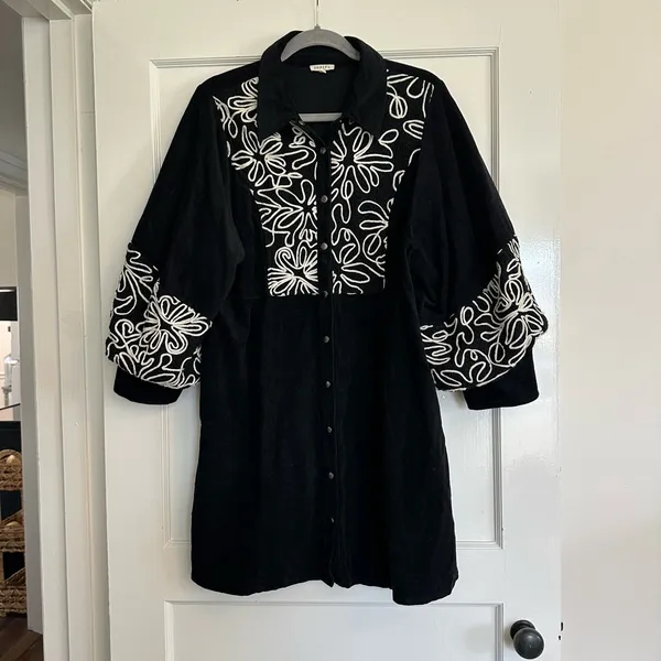 JODIFL Black Midi Dress with White Floral Embroidery - Image 2