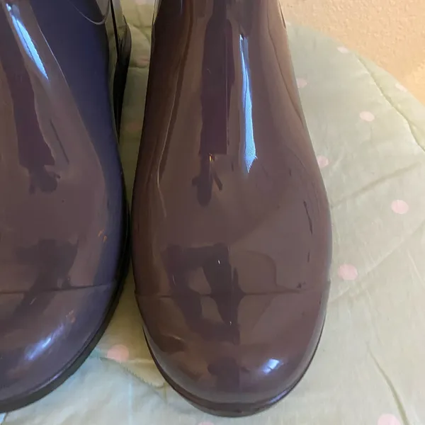 UGG Gray Lavender Shaye Nightfall Black Sole Tall Glossy Rain boots size 9 - Image 6