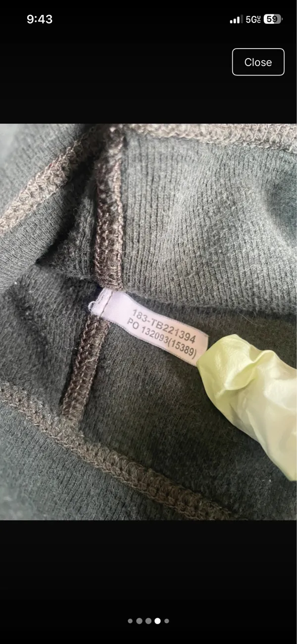 Tommy Bahama Quarter-Zip Pullover XL - Image 4
