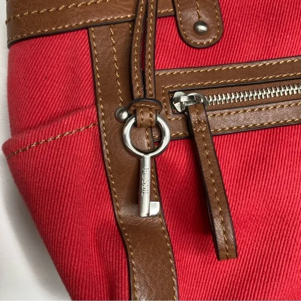 Fossil red‎ canvas handbag - Image 2