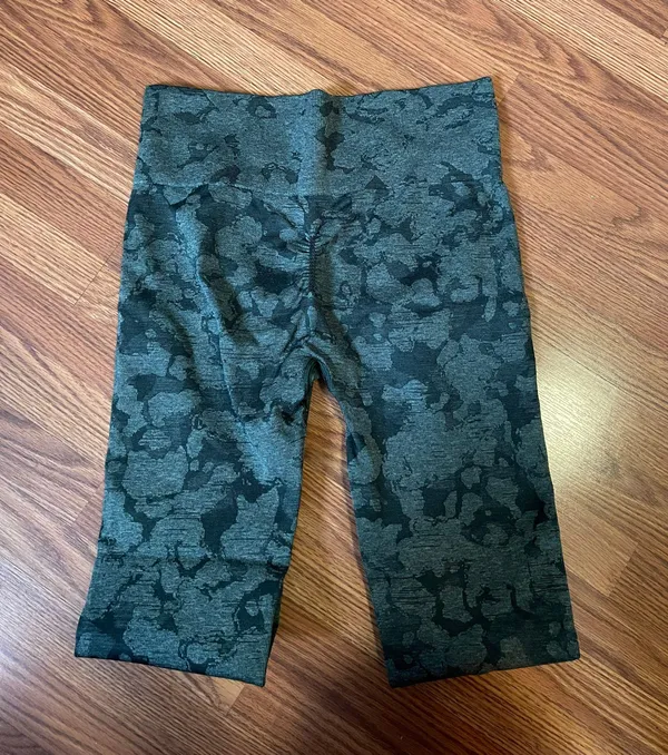 Gymshark Camo Leggings Dark Green - Image 4