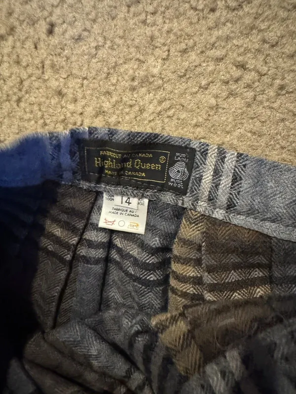 Superdry Highland Queen 100% Virgin Wool Skirt Size 14 - Image 8