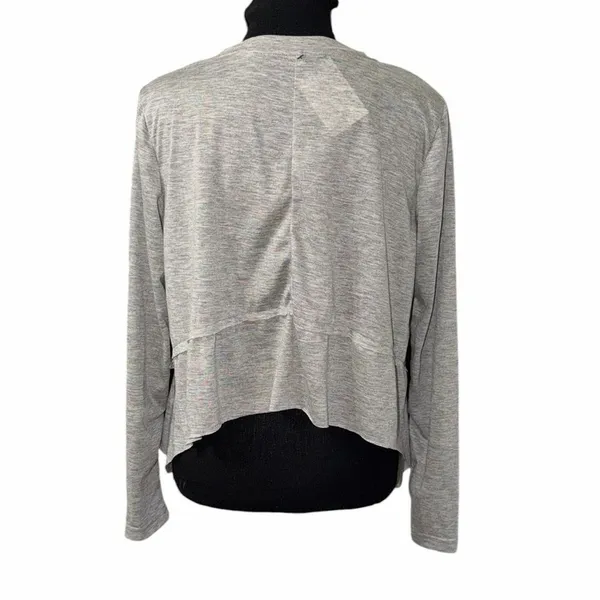 Velvet Vault Gray Pullover Lightweight Crop Top(Size Small) Gray - Image 6