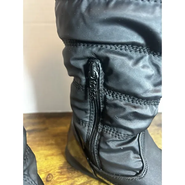 Totes Caroline 2 Women’s Size 10 M Black Quilted Tall Winter Snow Boots Faux Fur - Image 7