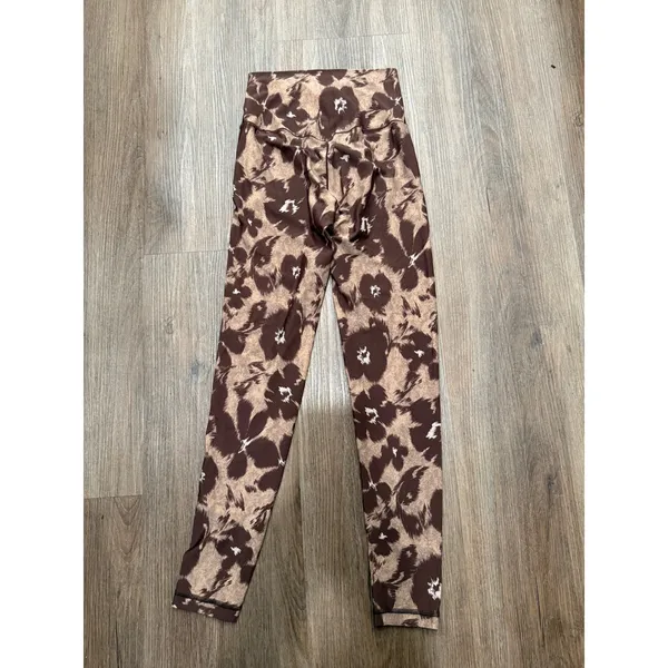 OFFLINE by Aerie Real Me High Rise 7/8 Leggings Brown Floral Print‎ Small - Image 2