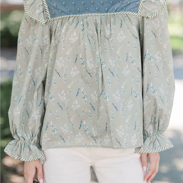 Shop the Mint - Sway In The Garden Blue Floral Blouse Small - Image 3