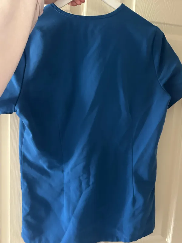 Figs one pocket top  - Image 2