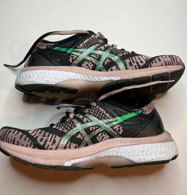 ASICS Gel Kayano 27 Black/Ginger Peach WMNS Size 7.5 - Image 4