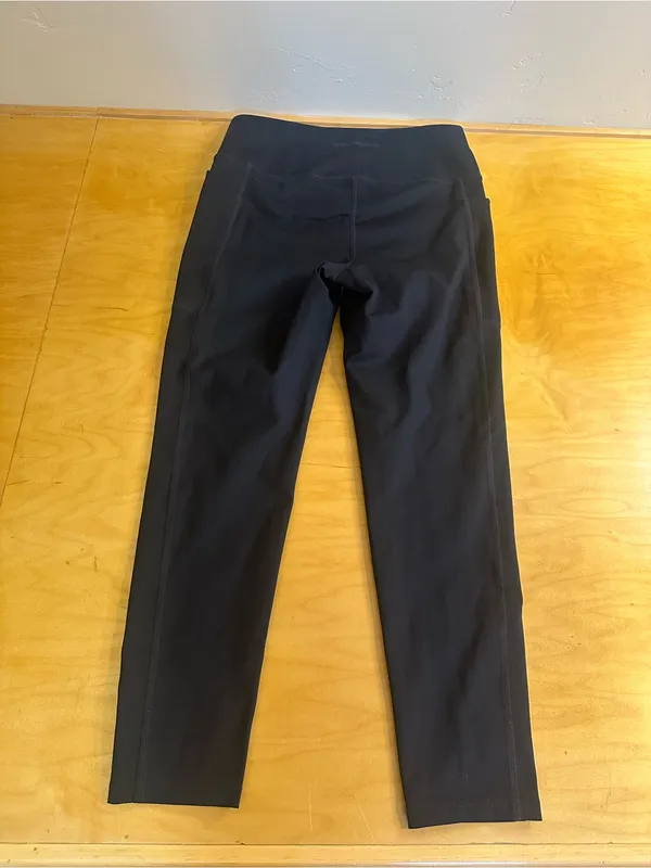 Girlfriend Collective Black Compressive Pocket 7/8th Legging Medium - Image 6
