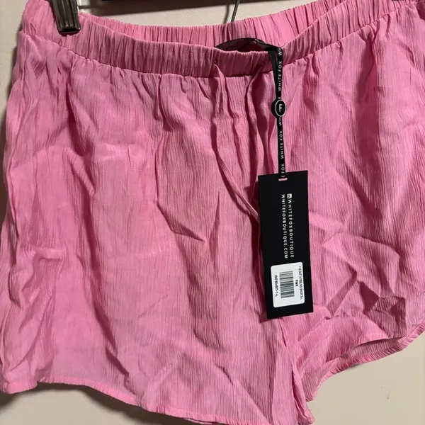 NWT White Fox Boutique I've Got A Feeling Shorts Pink- Size Large - Image 6