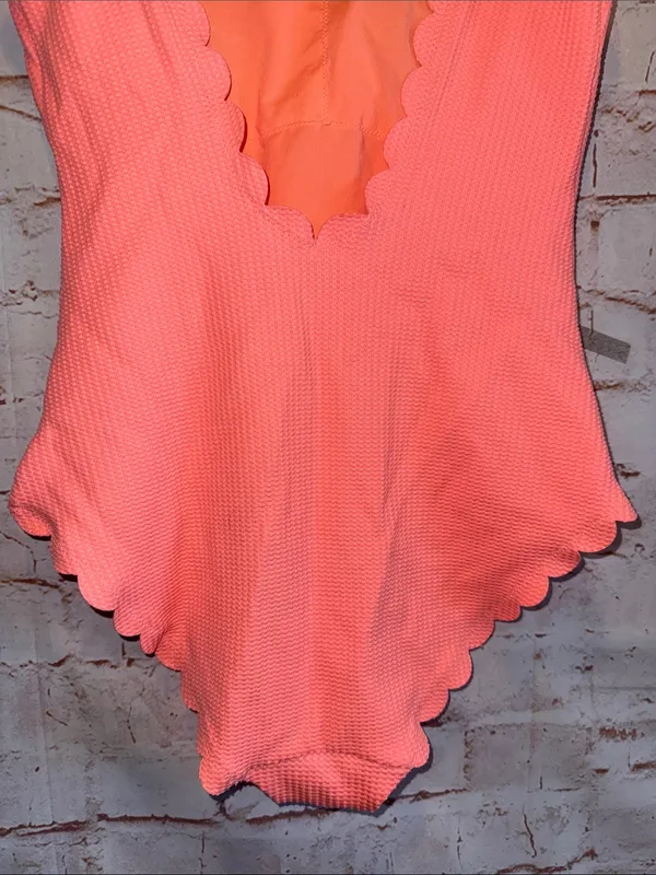 Aerie Women’s Scallop-Trim One-Piece Swimsuit Coral scoop back Med full coverage - Image 5