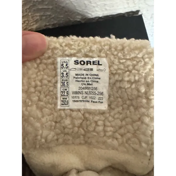 Sorel Brown Wedge Boots with Cream Sherpa Collar - Image 6