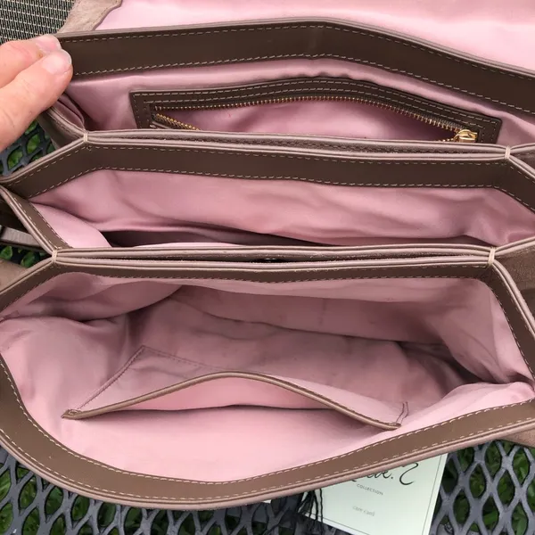 Kate Spade Brenton Madison Avenue Peach Court Tan Cross Body Purse - Image 6