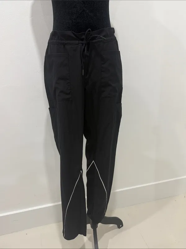 Jaanuu Black Jogger Scrubs - Image 7