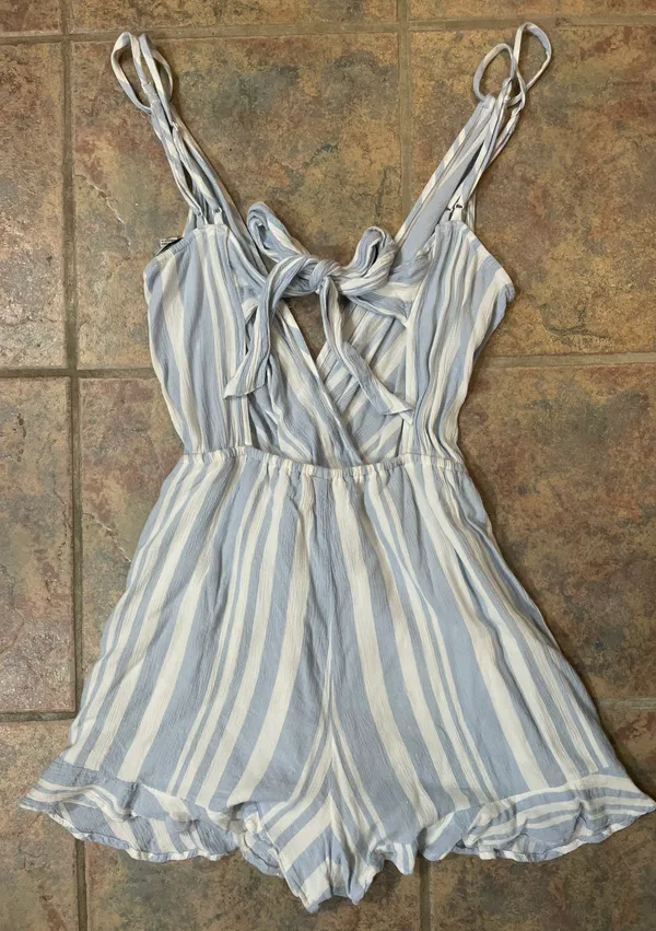 Flowy Romper - Image 2