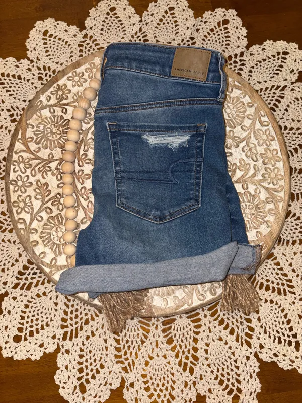 American Eagle Outfitters Shorts - Image 2