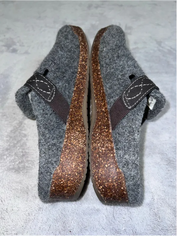Women's Earth Origins Grey Brown Felt Clog Slippers Size 7 - Image 7