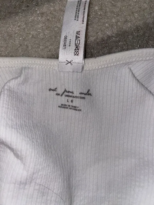 Urban Outfitters out from under top - Image 5