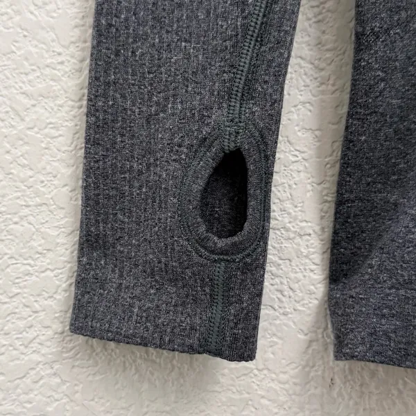 LULULEMON Black Heathered Swiftly Tech Crew Neck Long Sleeves Size 10 - Image 10