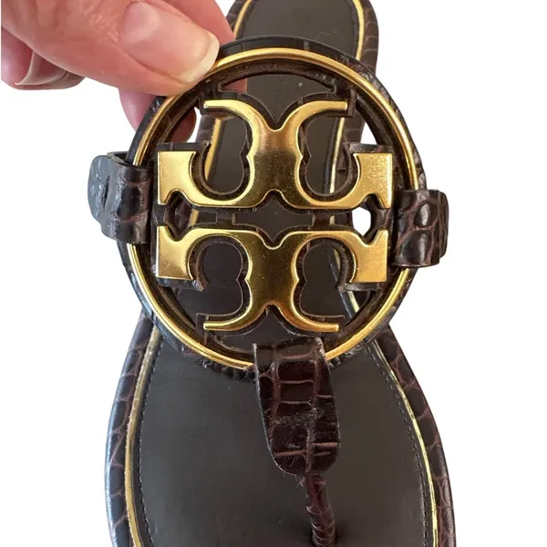 Tory Burch Metal Miller Croc Embossed Brown Sandals 8.5 - Image 10