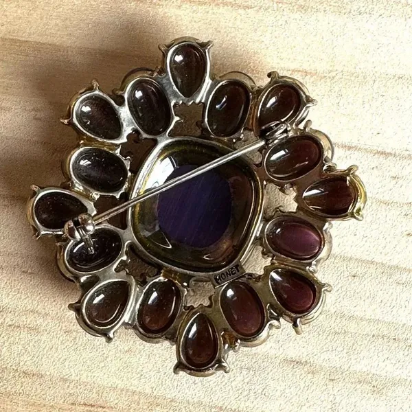 Monet Vintage Purple Crystal Brooch Gold Tone - Image 3