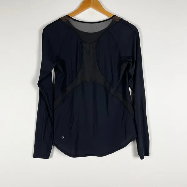 Lululemon Women's Sculpt Long Sleeve Mesh Tee Shirt Solid Black Medium - Image 4