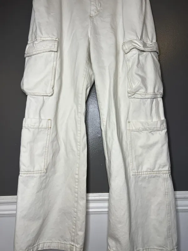Cotton On Cargo Wide Leg Jeans Womens 10 White Light Wash Relaxed Denim - Image 3