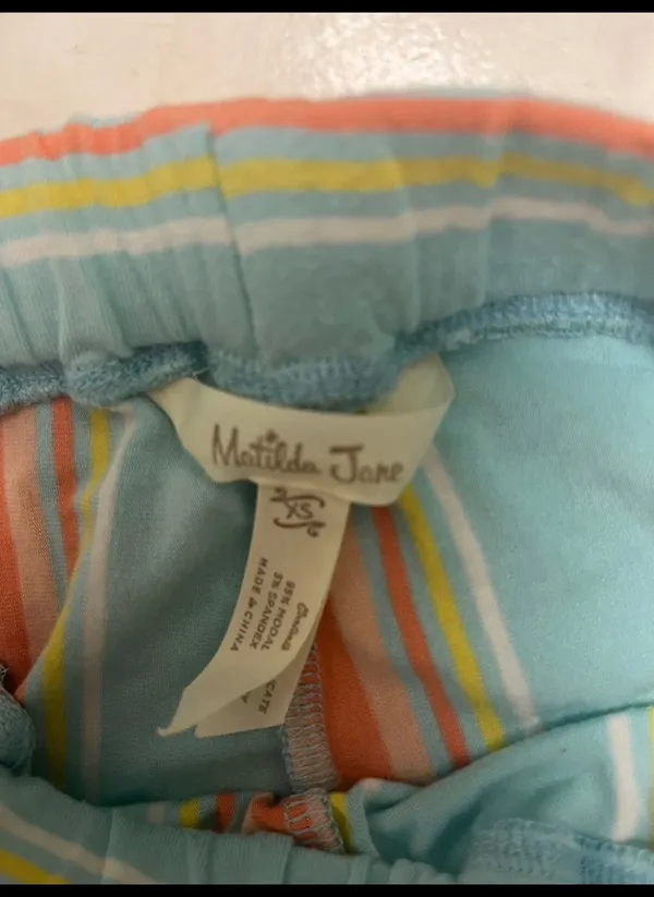 Matilda Jane Womens 2 Pc Set Pastel Colors Short Sleeve T-Shirt & Shorts XS - Image 10