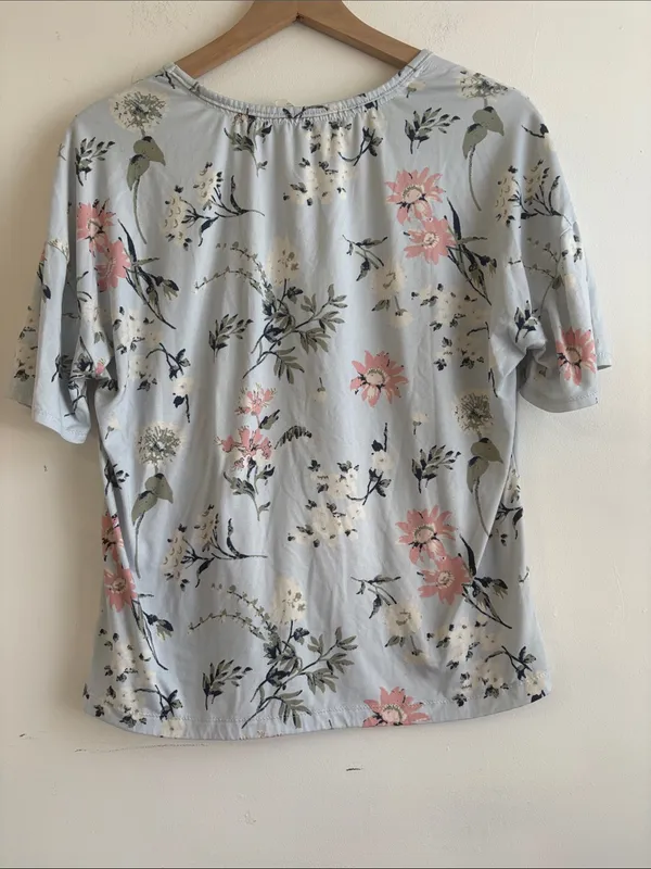 Lucky Brand Pale Blue Floral Short Sleeve Tee with Pink Blooms - Image 4