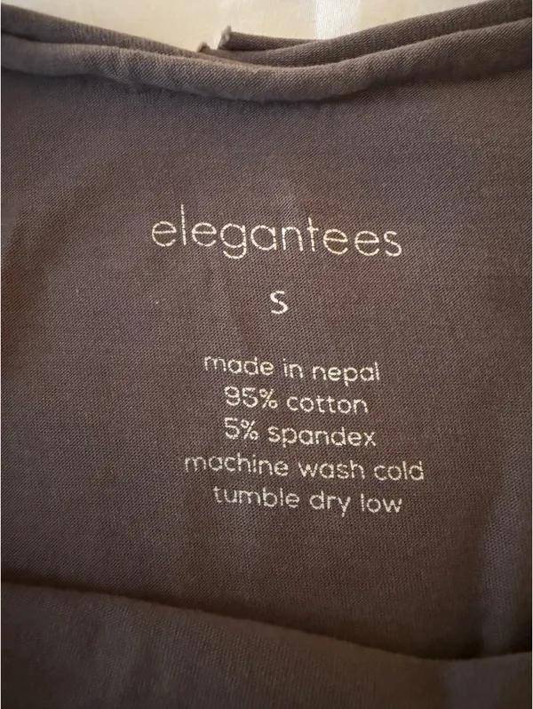 Flowy Dark Grey atop Gray - Image 5