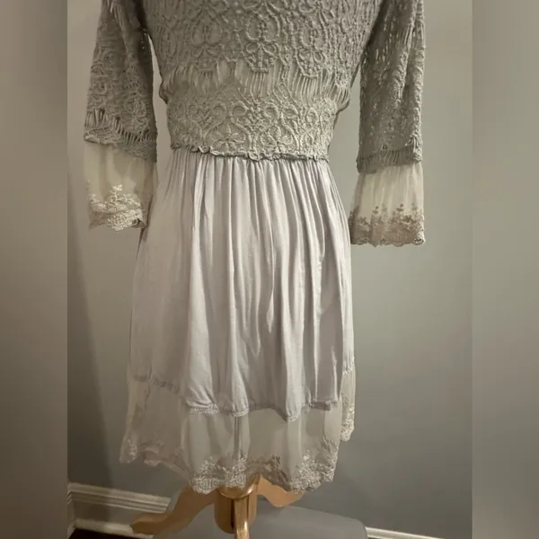 BKE Boutique Chiffon Lace overlay Flyaway Cardigan. Size XSmall Glacier … - Image 7