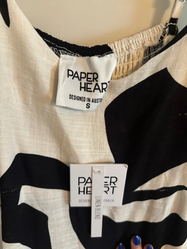 Paper Heart Maxi Dress Black Leaf  - Image 2
