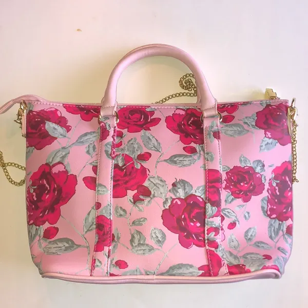 Luv Betsy by Betsy Johnson Pink Floral Purse with Gold Tone Chain Strap - Image 4