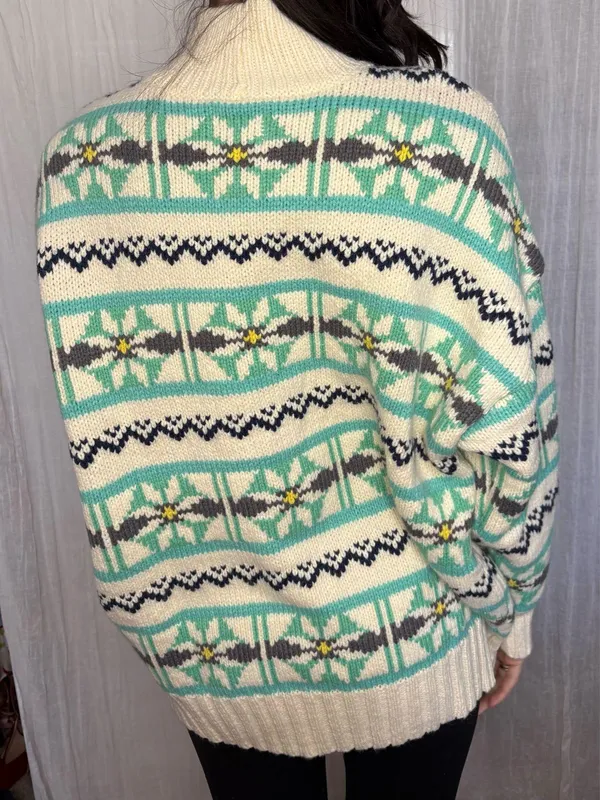 American Eagle Sweater - Image 2