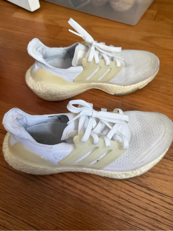 adidas ultra boost 2022 White Athletic Running Shoes - Image 2