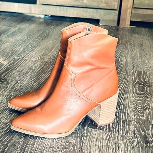 Steve Madden Cate Boot (Women's 9 ) Cognac Leather - Image 3