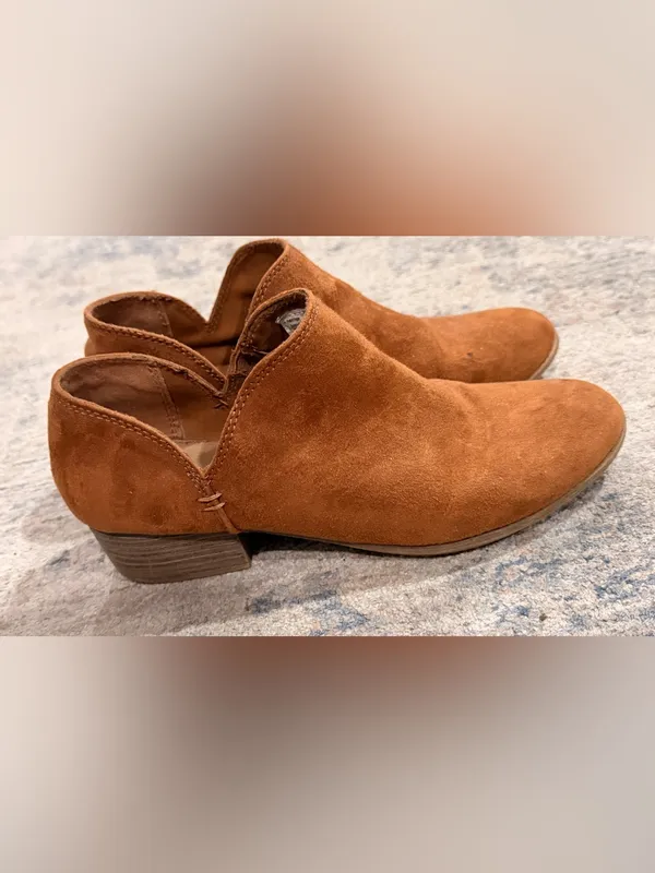 Final price Ladies American Eagle Suede Booties - Image 5