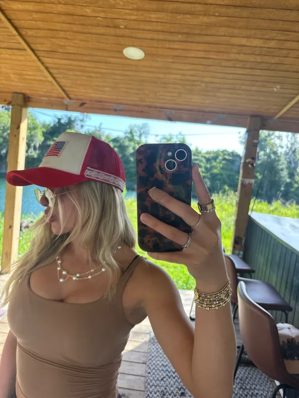 red USA hat - Image 2