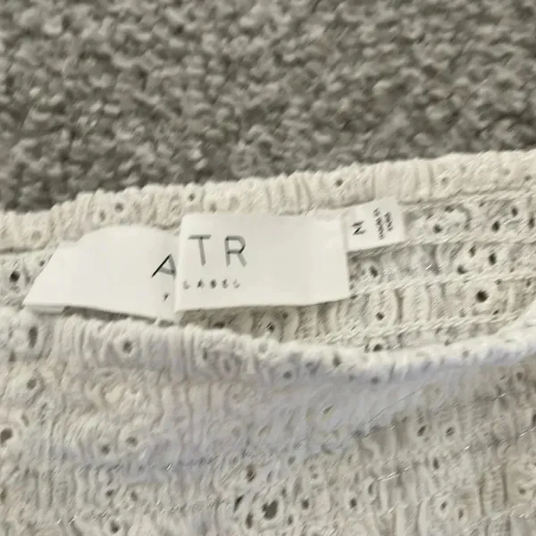 Astr the label size medium white crop top feminine ruffle neutral - Image 4