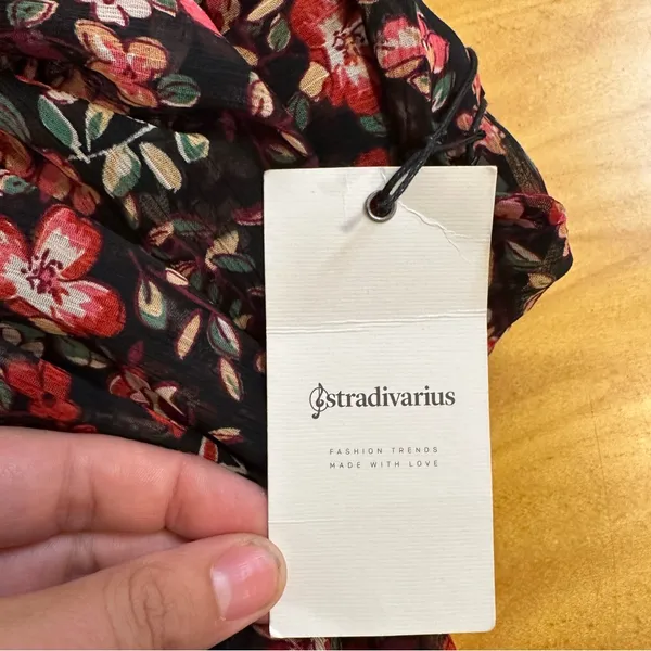 Stradivarius Sheer Floral Blouse Small NWT - Image 4