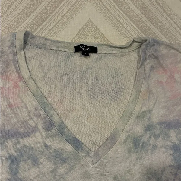 Rainbow Sandals Rails Rainbow Tie-Dye Cotton V Neck T-Shirt Size Small - Image 2