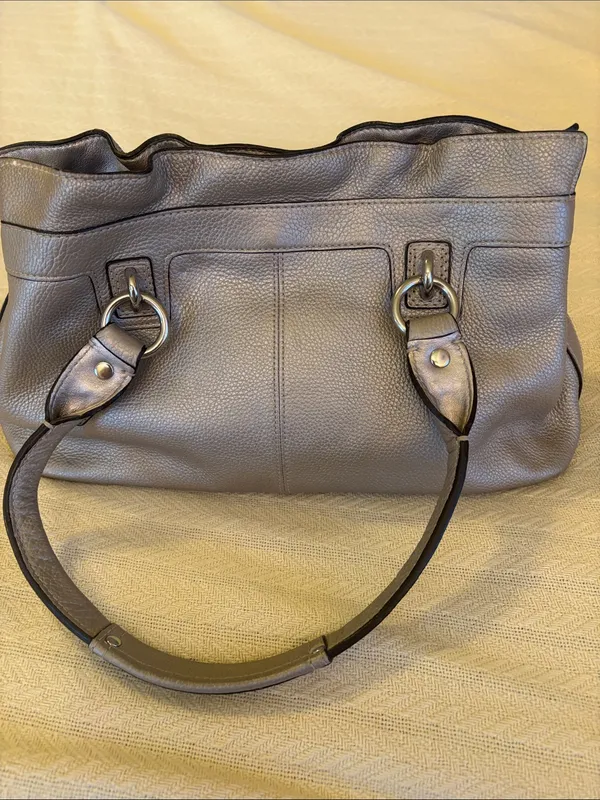 Coach Gray Leather Hand Bag Purse - Image 3