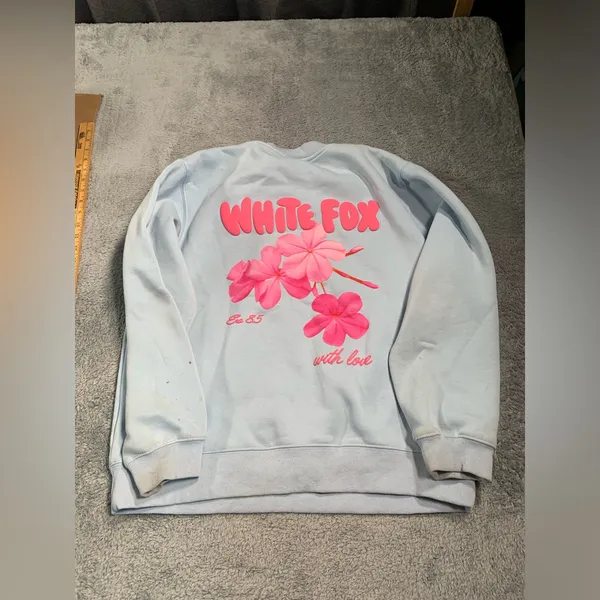 White fox with love & Romance era 8.5 sweatshirt - Image 2