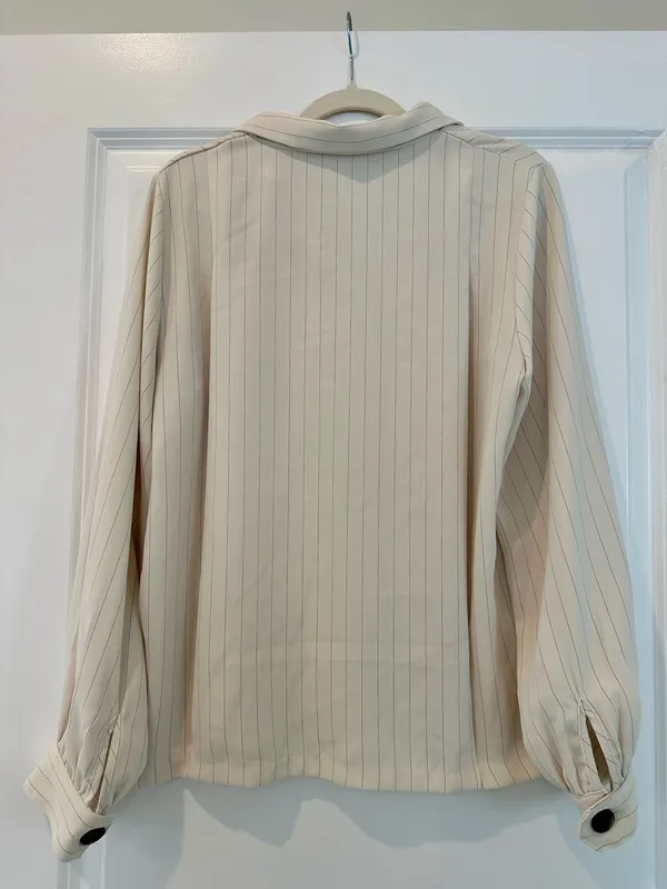 MONTS White BLOUSE - Image 2