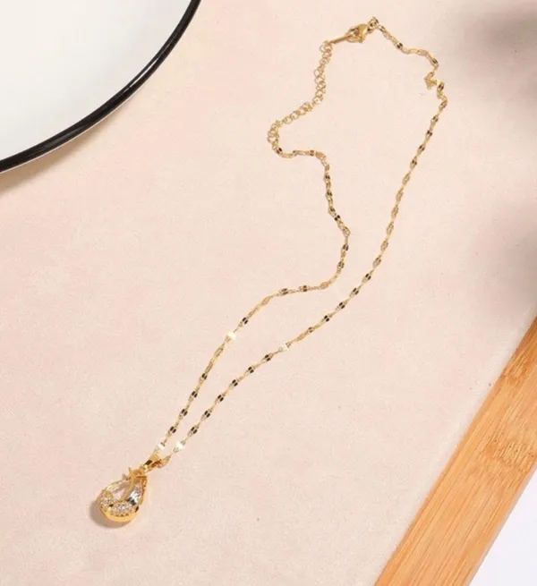 18K Gold Plated Crystal Flower Pendant Necklace for Women - Image 3