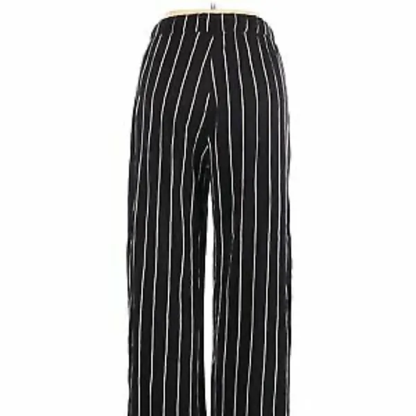 ✨ Divided by H&M Women Black Casual Pants✨ - Image 4